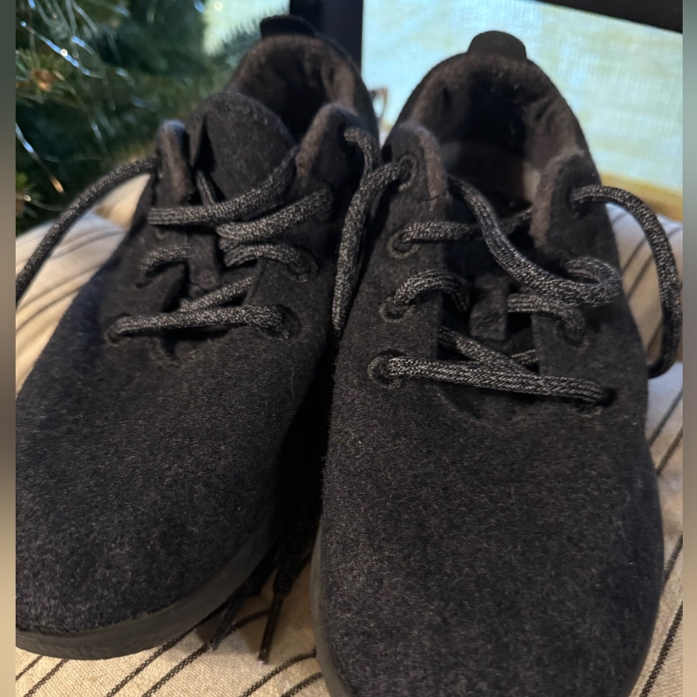 Allbirds women’s wool runners, everyday sneakers 

Savanna nights